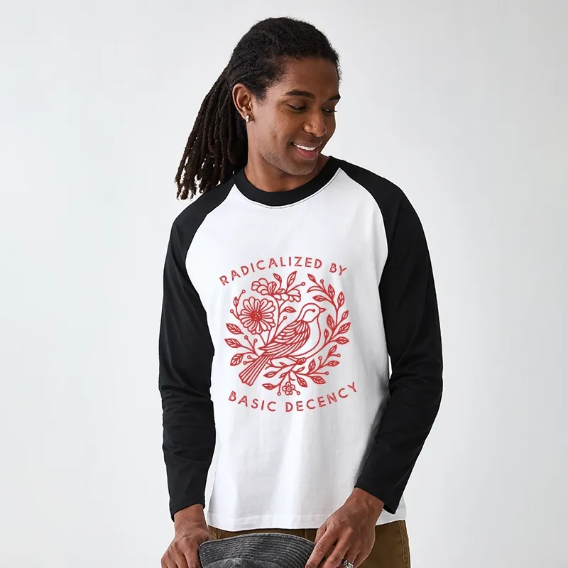 Tokyo-Tiger Pigeon That Was Moved Raglan Long Sleeve T-shirt