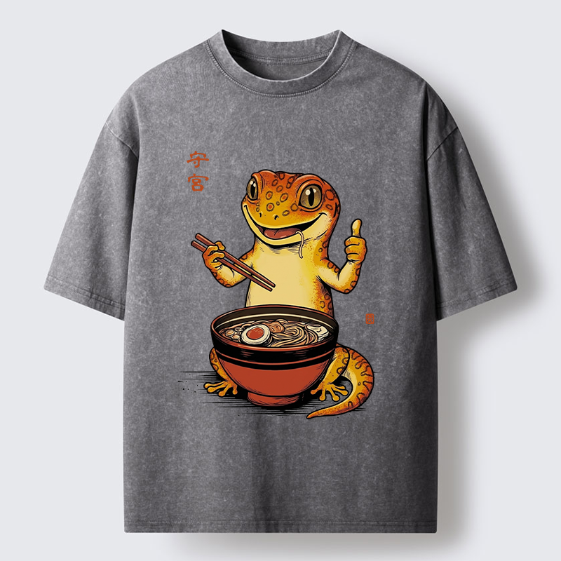 Tokyo-Tiger Japanese Gecko Eating Ramen Washed T-Shirt