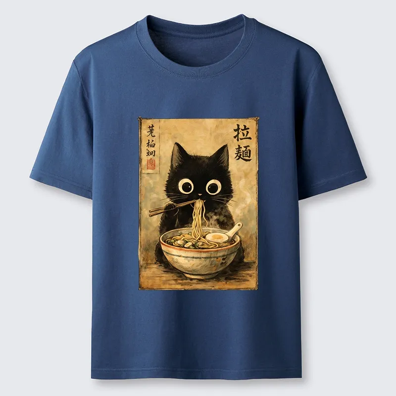 Tokyo-Tiger Cute Black Cat Eating Japanese Ramen Classic T-Shirt