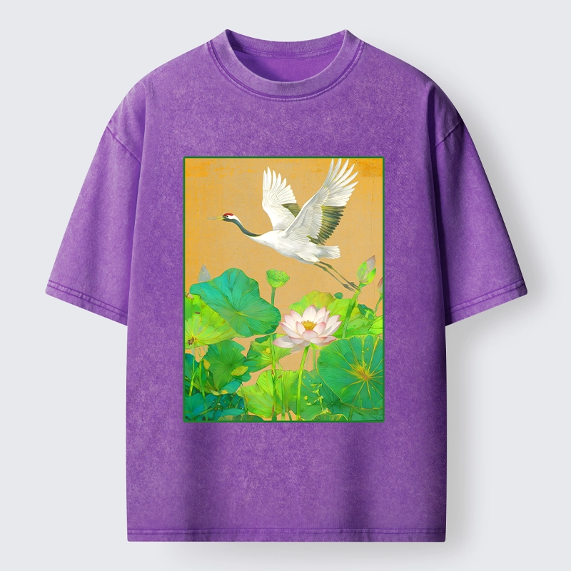 Tokyo-Tiger Crane Flying Over Lotus Art Washed T-Shirt