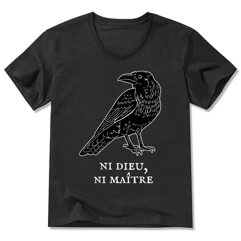 Tokyo-Tiger Crow Have A Strong Sense Of Self V-Neck Classic T-Shirt