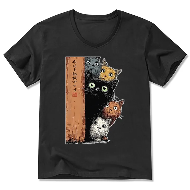 Tokyo-Tiger Five Cats Are Watching You V-Neck Classic T-Shirt