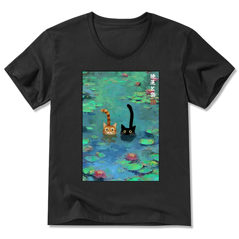 Tokyo-Tiger Funny Cats Swimming In Lilies V-Neck Classic T-Shirt
