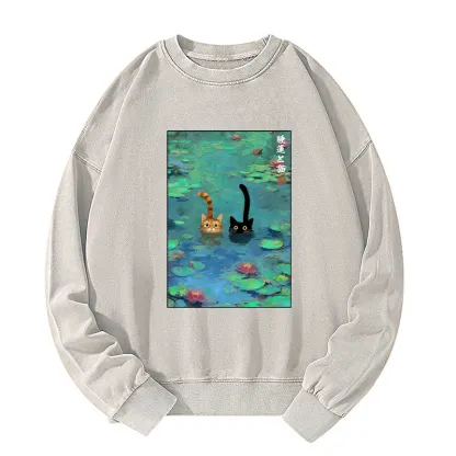Tokyo-Tiger Funny Cats Swimming In Lilies Washed Sweatshirt