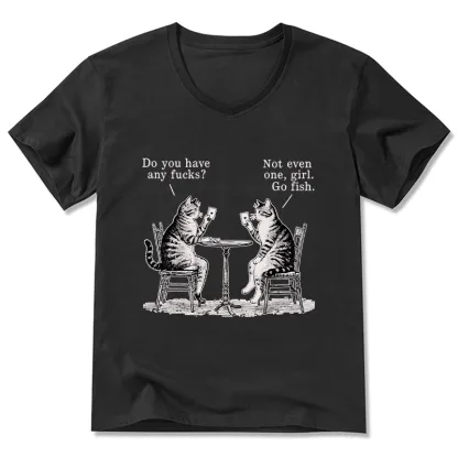 Tokyo-Tiger Cat Poker Night V-Neck Classic T-Shirt