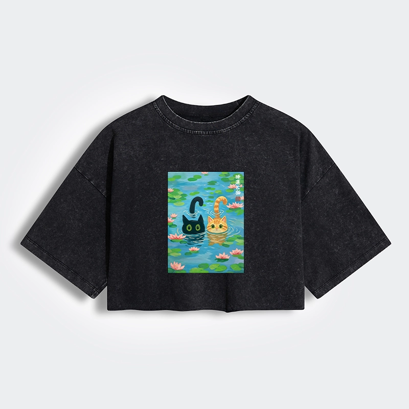 Tokyo-Tiger Cats In The Lotus Pond Women's Washed Crop T-Shirt