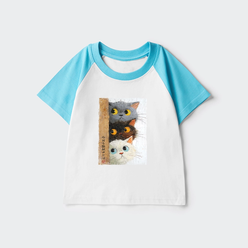 Tokyo-Tiger Three Cute Cats Watch You Kids Raglan T-shirt