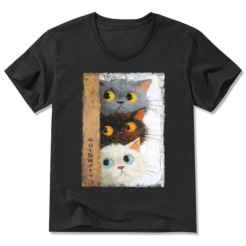Tokyo-Tiger Three Cute Cats Watch You V-Neck Classic T-Shirt