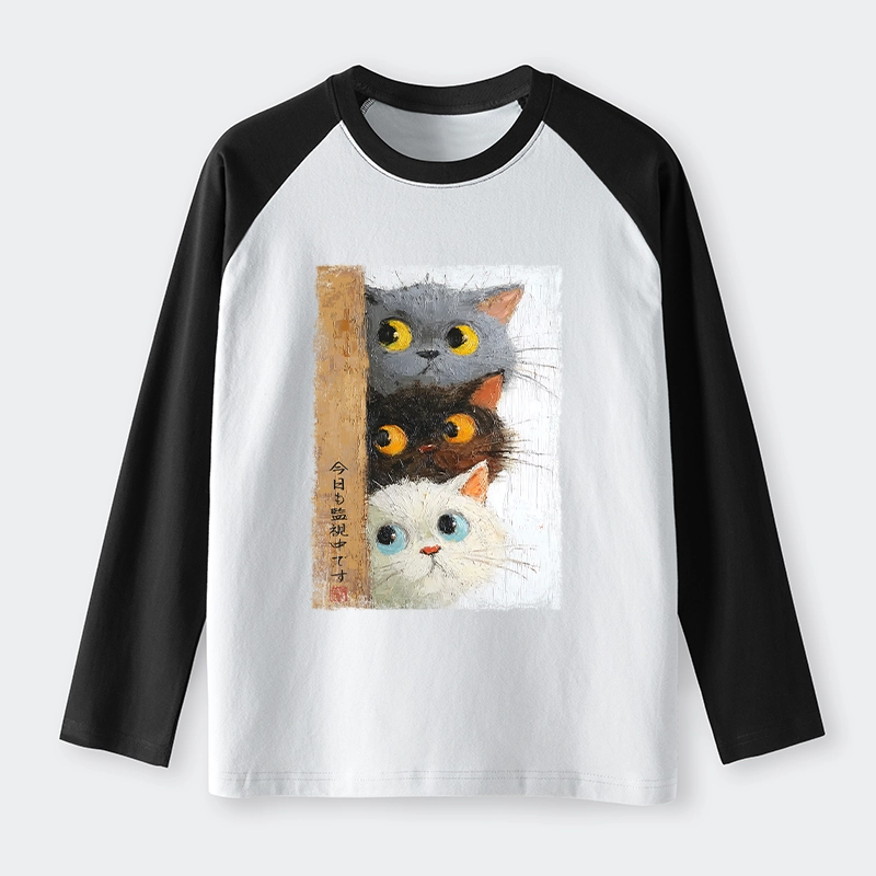 Tokyo-Tiger Three Cute Cats Watch You Raglan Long Sleeve T-shirt