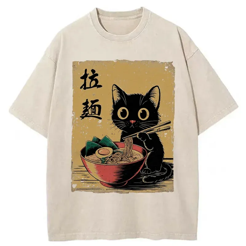Tokyo-Tiger Retro Black Cat Eating Ramen Washed T-Shirt