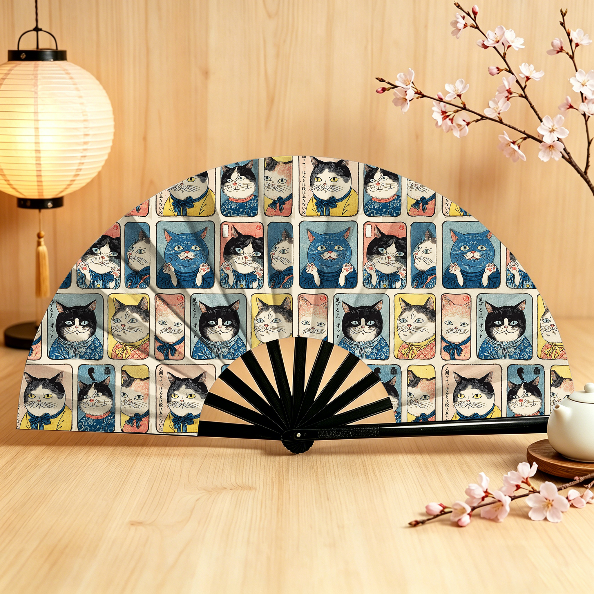 Tokyo-Tiger Many Cats Are Watching You Hand Fan