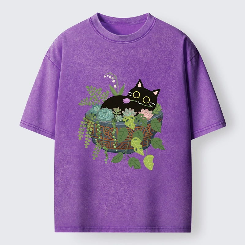 Tokyo-Tiger Cat Relaxing Inside Flower Pot Washed T-Shirt