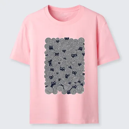 Tokyo-Tiger Tiny Black Cats Hide In Yarn Balls Classic T-Shirt