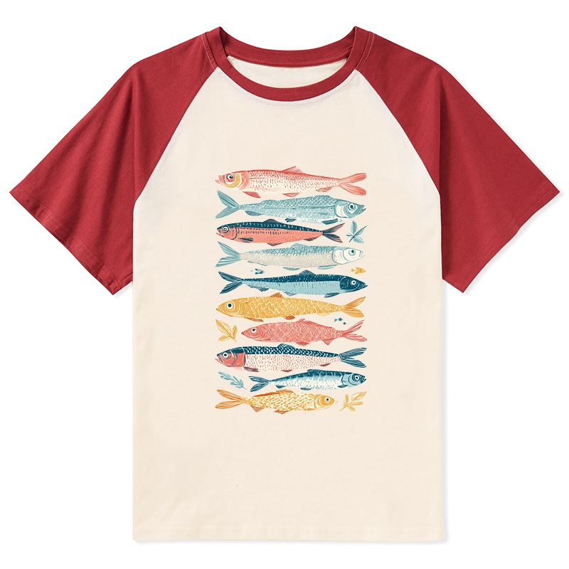 Tokyo-Tiger Beautiful Colorful Fish In The Sea Raglan T-shirt
