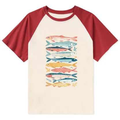 Tokyo-Tiger Beautiful Colorful Fish In The Sea Raglan T-shirt