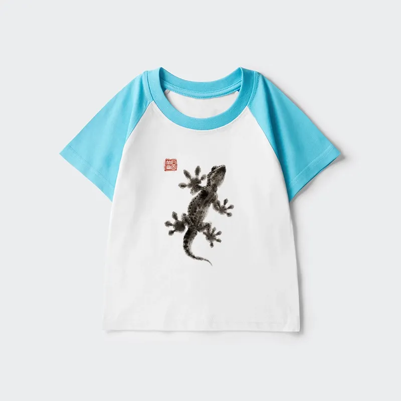 Tokyo-Tiger Minimal Asian Ink Brush Gecko Vibe Kids Raglan T-shirt