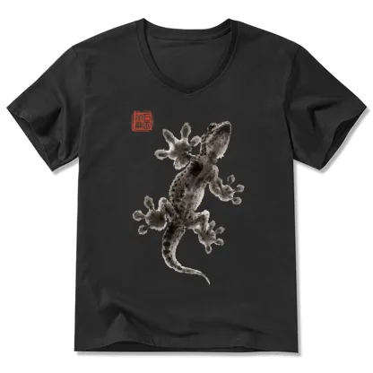 Tokyo-Tiger Minimal Asian Ink Brush Gecko Vibe V-Neck Classic T-Shirt