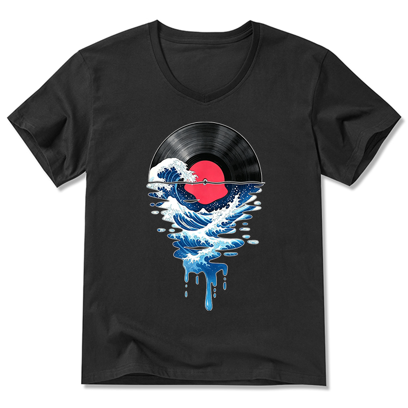 Tokyo-Tiger Vinyl Records And Waves V-Neck Classic T-Shirt