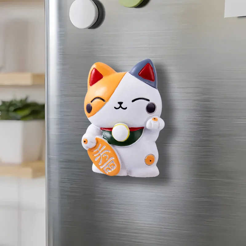 Tokyo-Tiger White Lucky Cat Kawaii Fridge Magnet