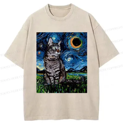 Tokyo-Tiger Cat On The Grass Washed T-Shirt