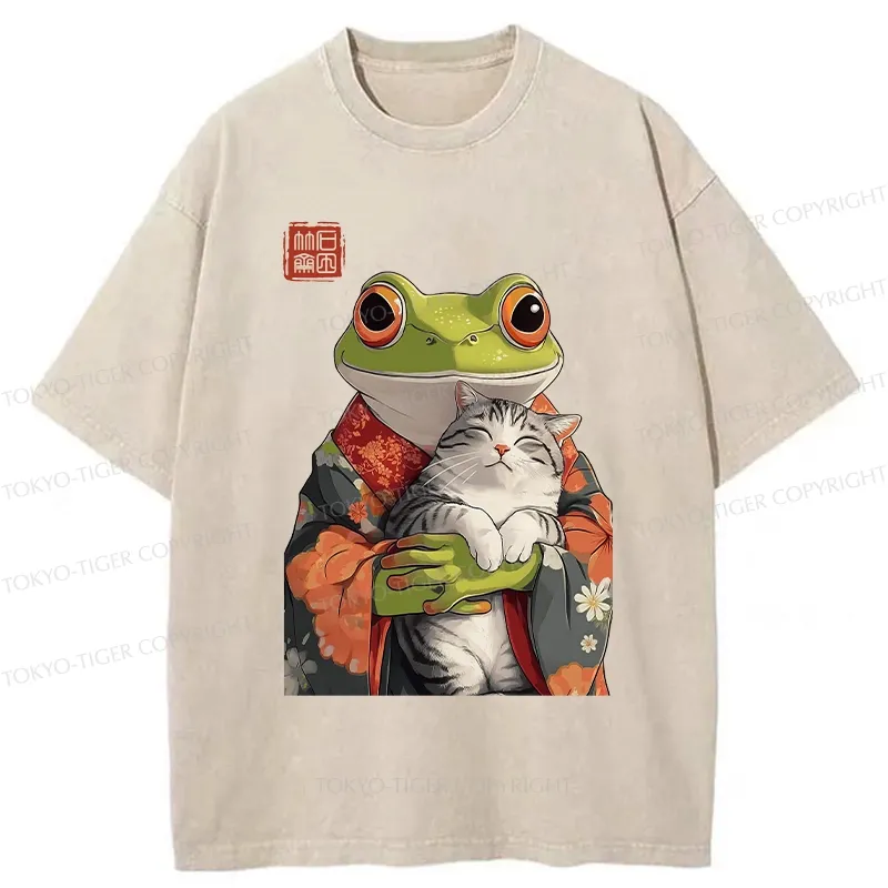 Tokyo-Tiger Frog Holding A Cute Cat Washed T-Shirt