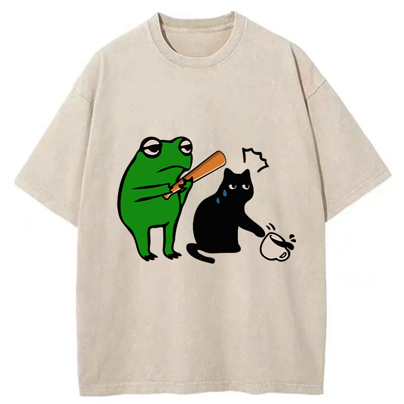 Tokyo-Tiger Funny Frog Hit The Cat Washed T-Shirt
