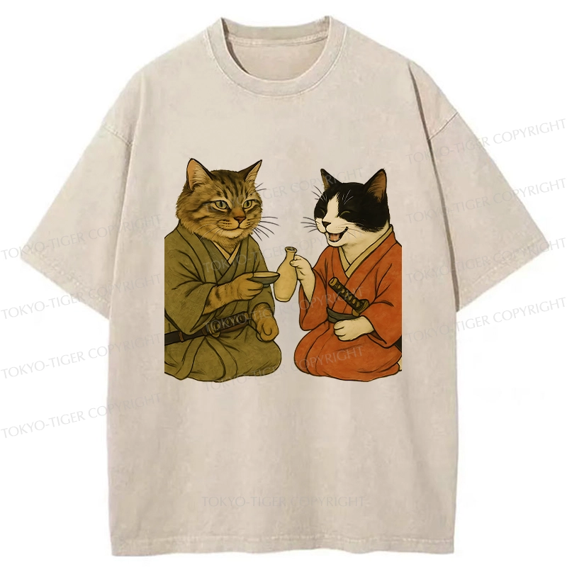 Tokyo-Tiger Cat Tasting Sake Washed T-Shirt