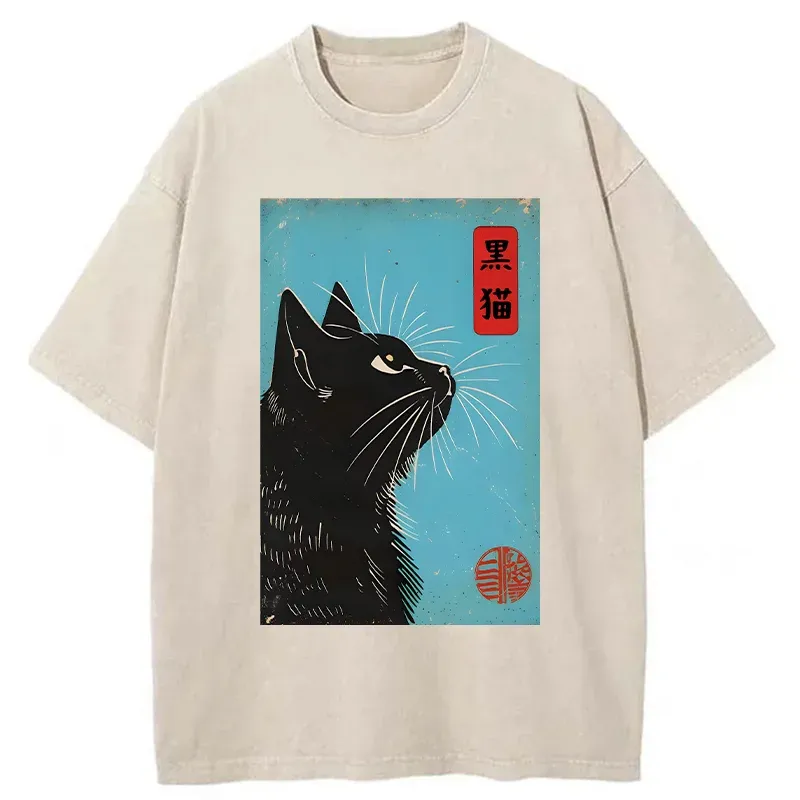 Tokyo-Tiger Cat Looking Up At The Sky Washed T-Shirt