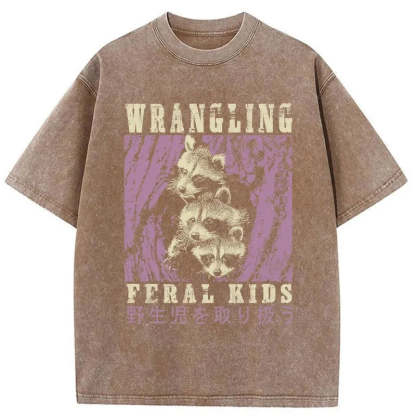 Tokyo-Tiger Wrangling Feral Raccoon Kids Washed T-Shirt