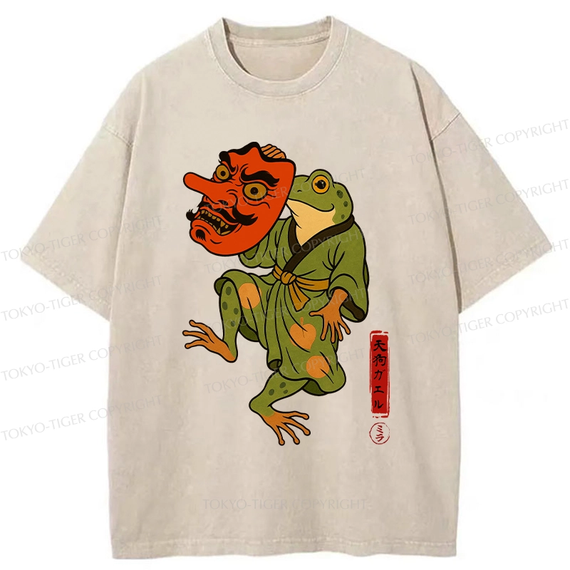 Tokyo-Tiger Frog Holding A Tengu Mask Washed T-Shirt