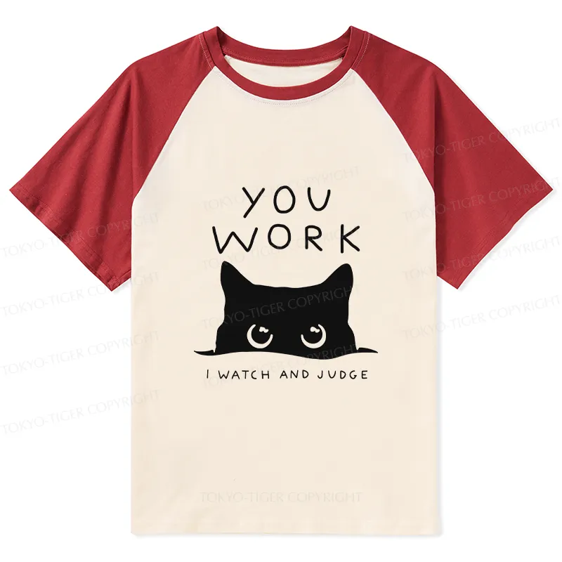 Tokyo-Tiger A Cat That Spies Raglan T-shirt