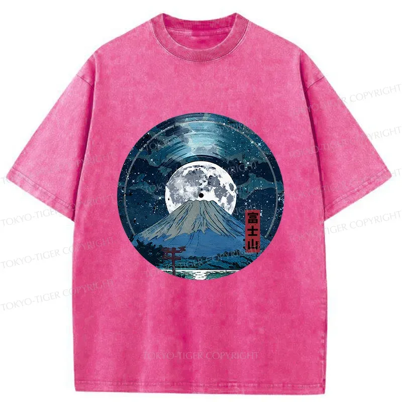 Tokyo-Tiger Mount Fuji Under The Aurora Washed T-Shirt