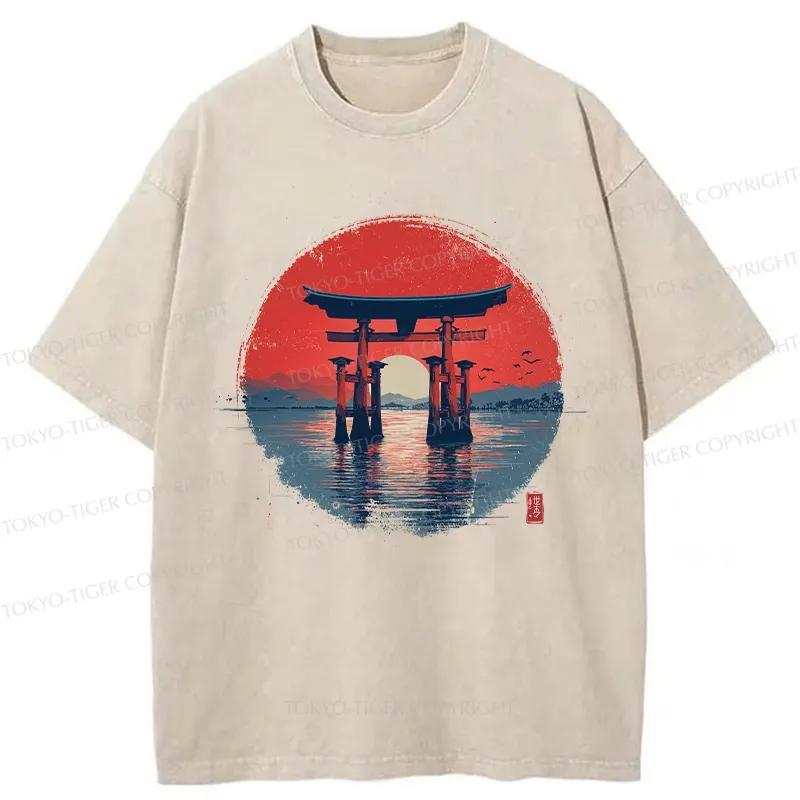 Tokyo-Tiger Retro Japanese Torii Gate Washed T-Shirt