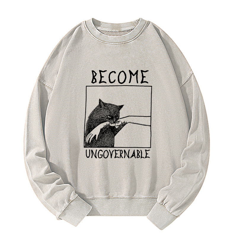 Tokyo-Tiger Cat Biting Arm Washed Sweatshirt