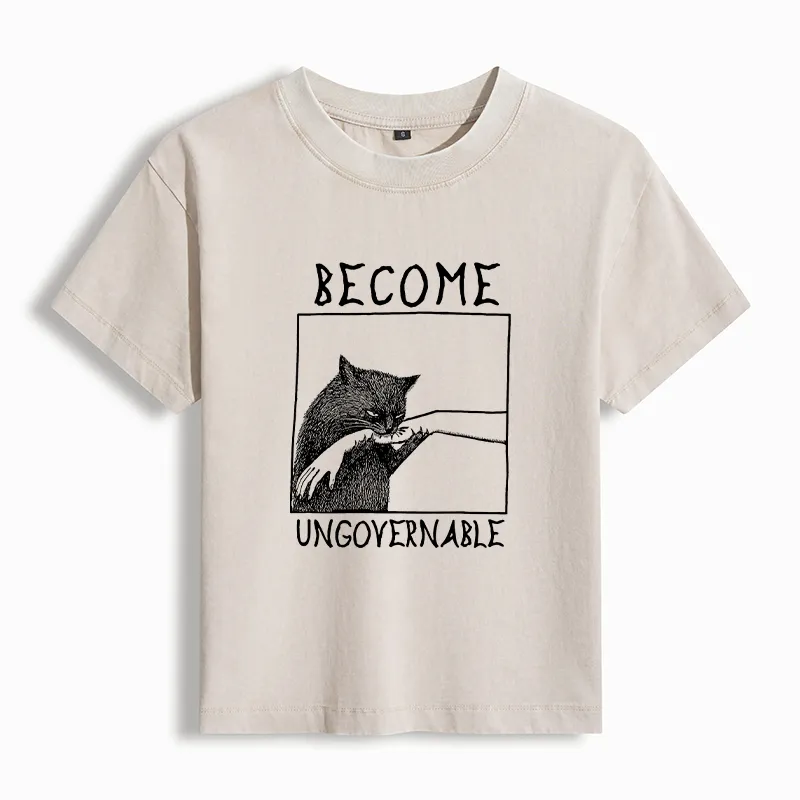 Tokyo-Tiger Cat Biting Arm Washed T-shirt