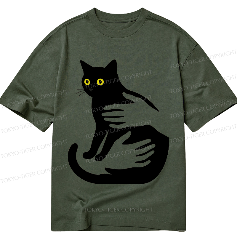 Tokyo-Tiger Hug A Black Cat Classic T-Shirt