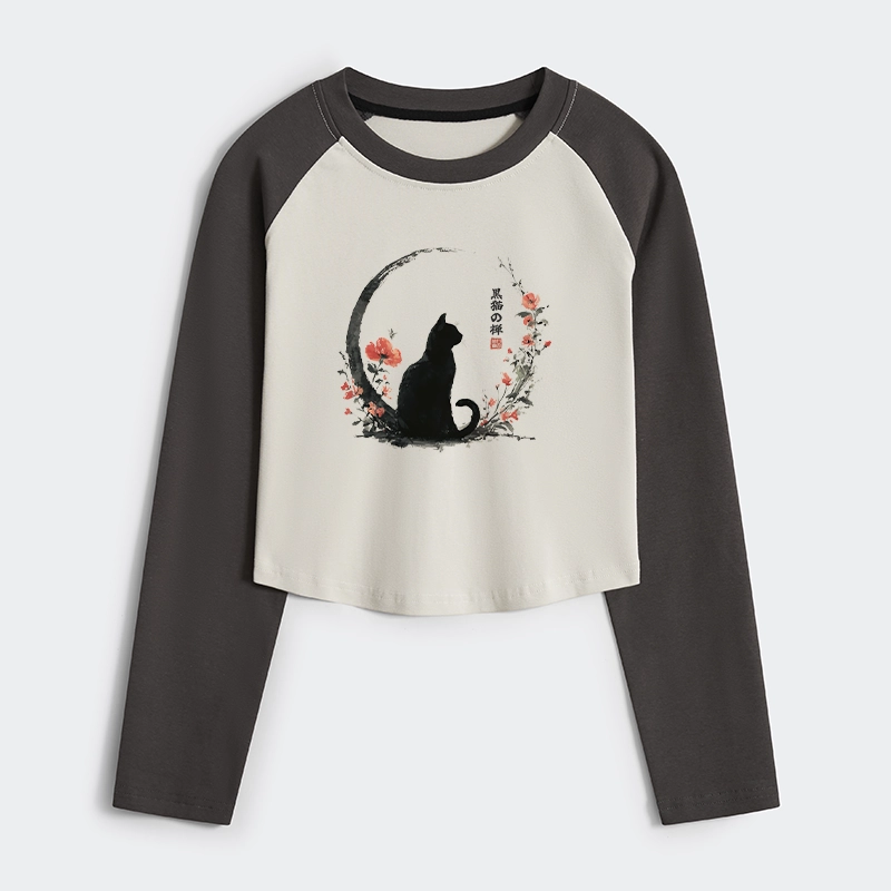 Tokyo-Tiger Black Cat And Flowers Women's Crop Raglan T-Shirt