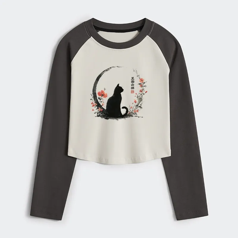 Tokyo-Tiger Black Cat And Flowers Women's Crop Raglan T-Shirt