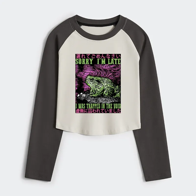 Tokyo-Tiger Frogs Trapped In The Void Women's Crop Raglan T-Shirt