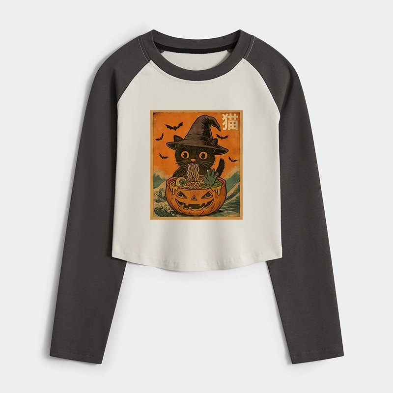 Tokyo-Tiger Halloween Cat Eating Ramen Women's Crop Raglan T-Shirt