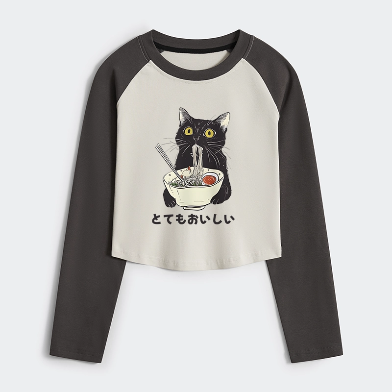Tokyo-Tiger Cats Eat Ramen Women's Crop Raglan T-Shirt