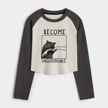 Tokyo-Tiger Cat Biting Arm Women's Crop Raglan T-Shirt