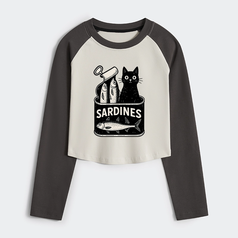 Tokyo-Tiger Cat And Canned Fish Women's Crop Raglan T-Shirt