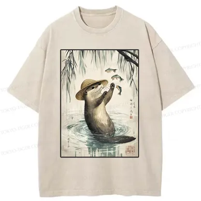 Tokyo-Tiger Otter Catching Fish Washed T-Shirt