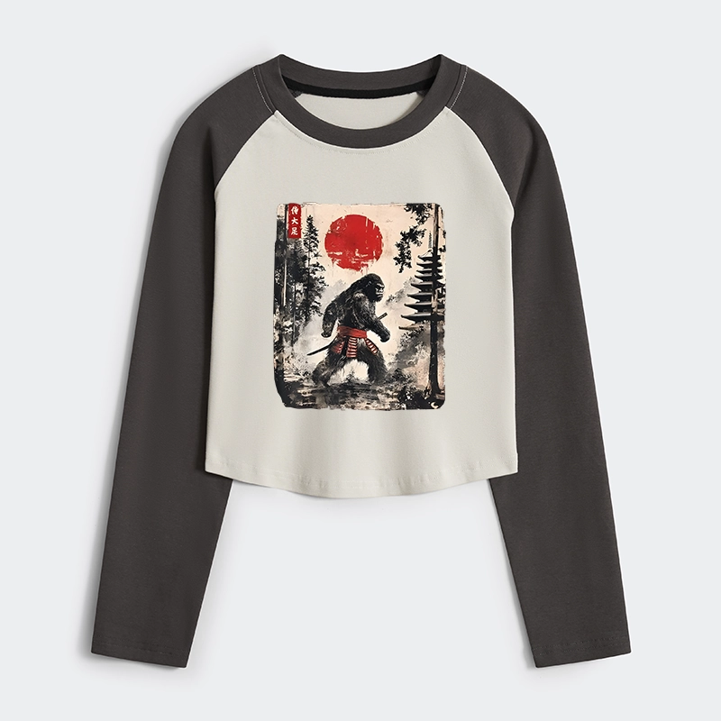 Tokyo-Tiger Japanese Samurai Bigfoot Women's Crop Raglan T-Shirt