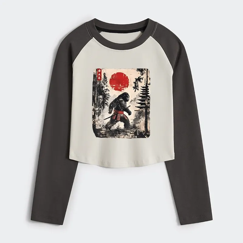 Tokyo-Tiger Japanese Samurai Bigfoot Women's Crop Raglan T-Shirt