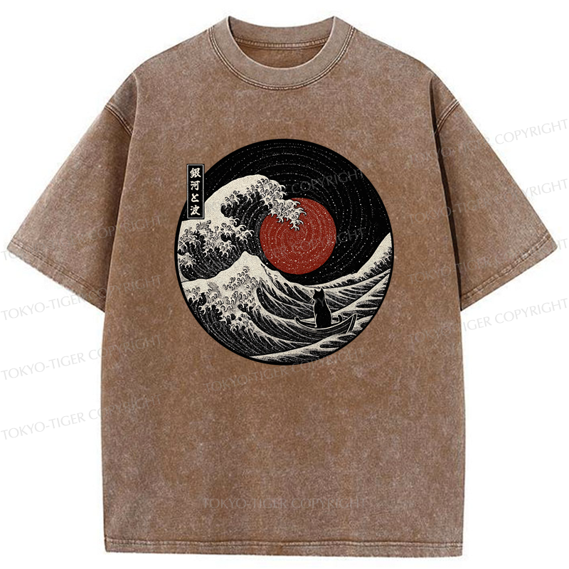 Tokyo-Tiger The Solitary Wanderer Cat Washed T-Shirt