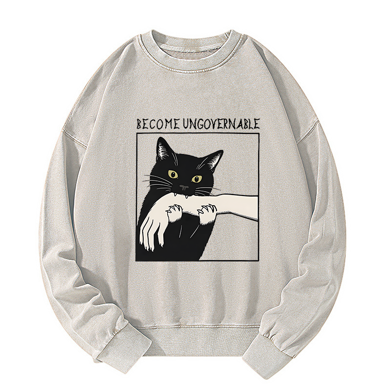 Tokyo-Tiger Black Cat Biting Washed Sweatshirt
