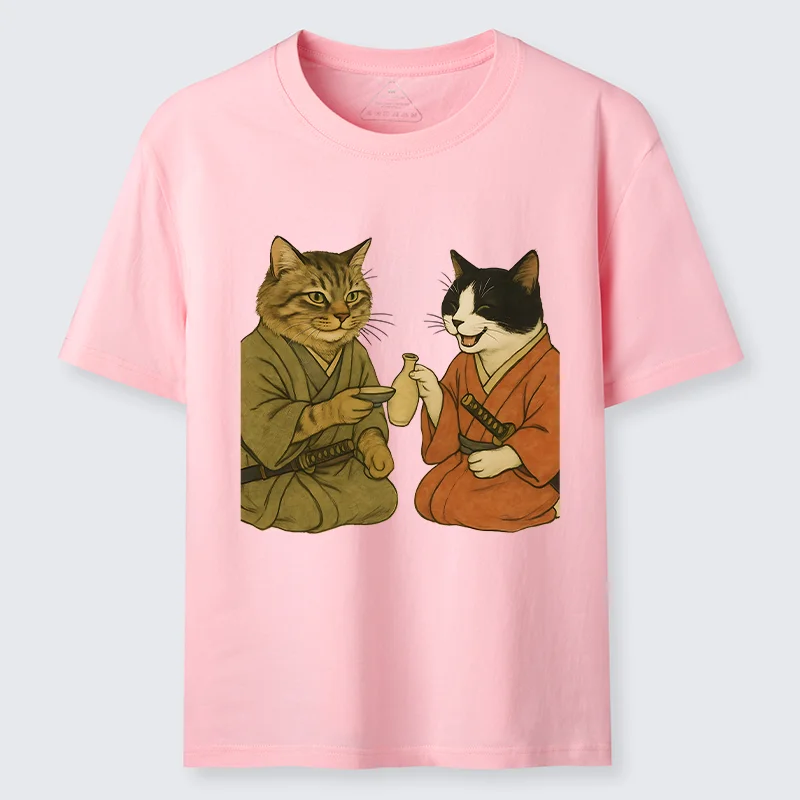 Tokyo-Tiger Cat Tasting Sake Classic T-Shirt