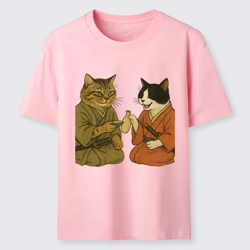 Tokyo-Tiger Cat Tasting Sake Classic T-Shirt